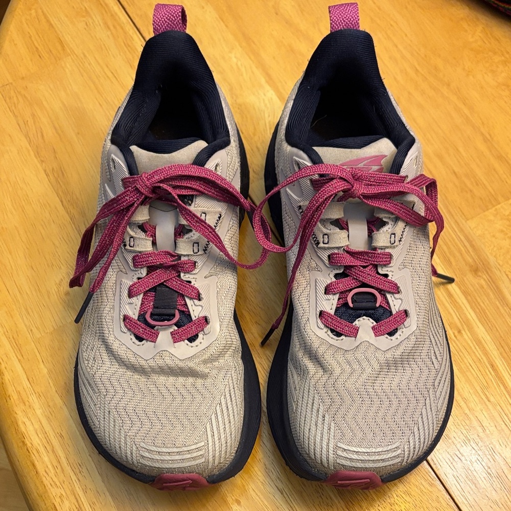Altra Experience Wild Women’s trail running shoe 6.5
